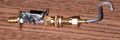 Closeup of HMC363 prescaler probe -- click to enlarge (200 KB)